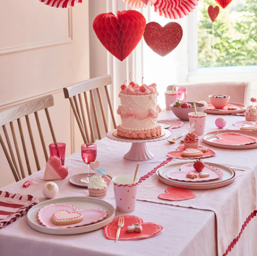 Lacy Heart Cups (x 8)